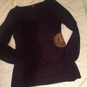 Round neckline,&gold  matte sequins on side